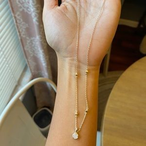 Kendra Scott necklace